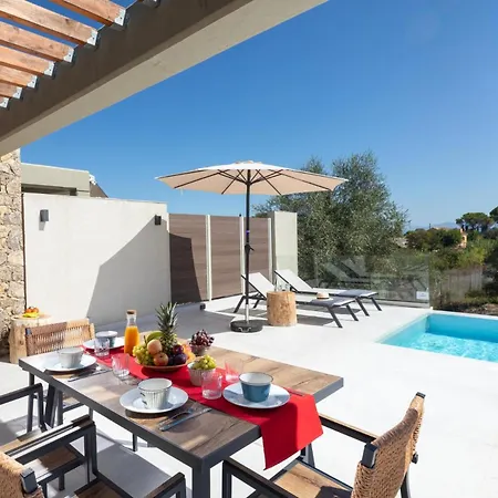 Villa Theofania By Vintage Travel Guviá